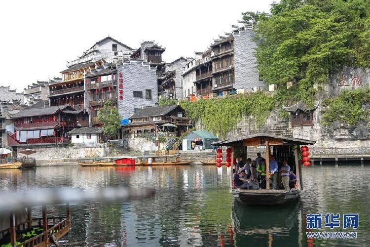五彩泡沫